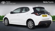 Toyota Yaris 1.5 Hybrid Icon 5dr CVT Hybrid Hatchback